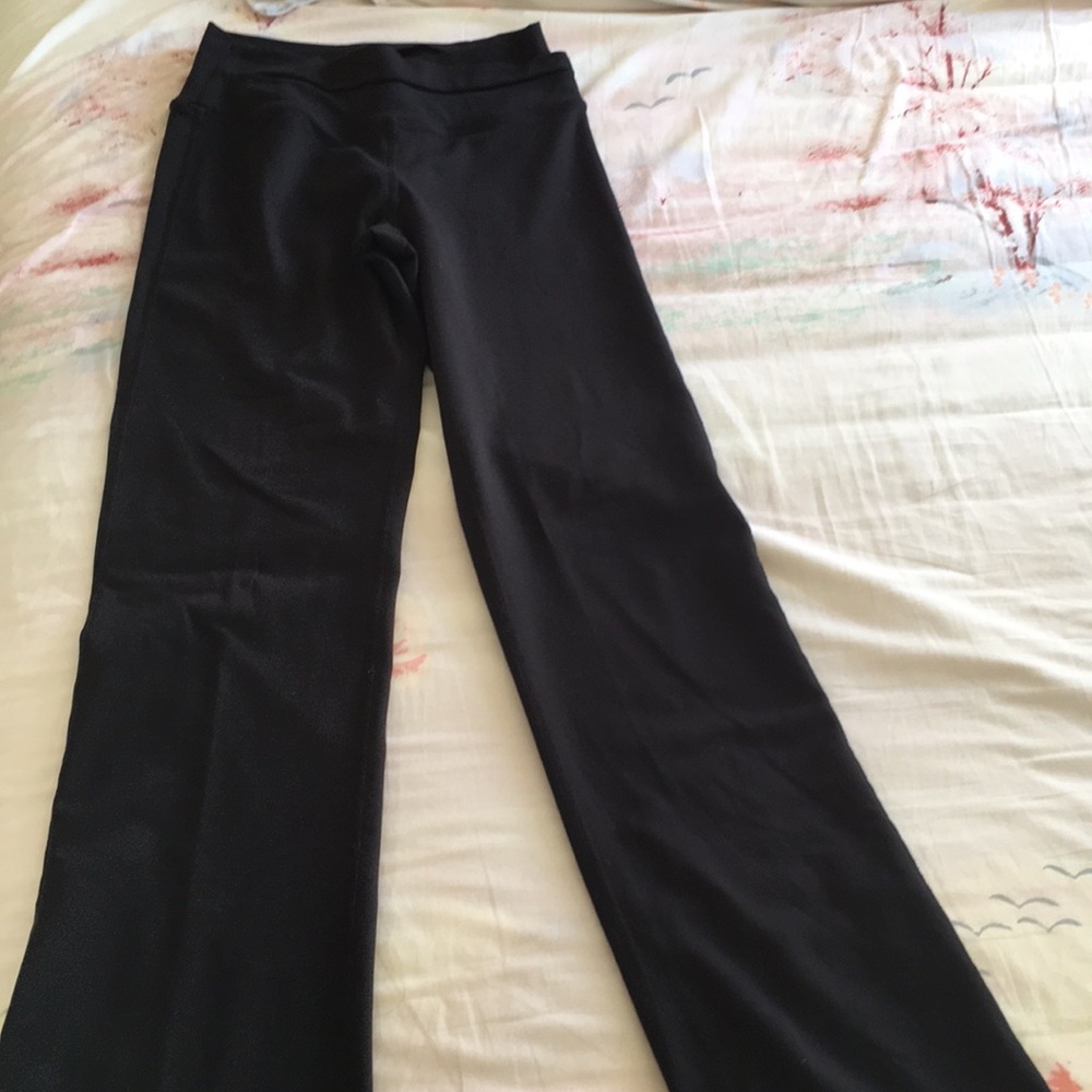 Lululemon yoga pants